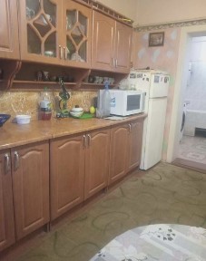 Здається будинок на 2 місяці.