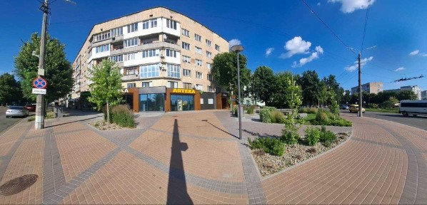 98м2 на фасаді в районі Вокзальної