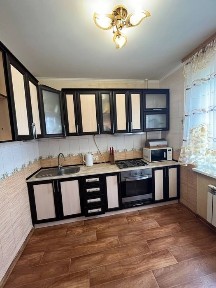 Продаю хорошую 2 комнатную Квартиру/Центральный-рай./Северный/ 3-Этаж/СЕРТИФИКАТ