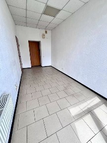Сдам офисное помещение с балконом Центр Мономаха Московская Набережная