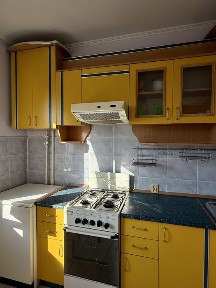 Продаж 2к квартира, район Ломоносова | житловий стан | 4 школа | парк центральний міський | дитячий садок | магазин/ кіоск | відкрита парковка |