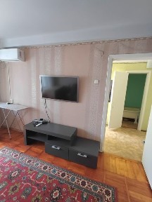 Долгосрочная аренда 1кв. Космос. 6/9.