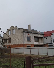 Продаж 2- поверхового будинку 230 м2, 5 кімнат, з частковим ремонтом м. Дубляни