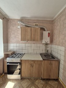 Затишна 1-кімнатна квартира на Новомиколаївці з автономним опаленням