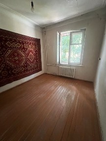 Продам 3-кімнатну квартиру біля Ковалівського парку