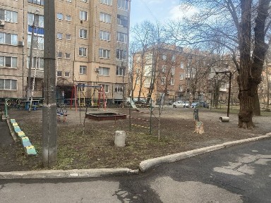 2-х кімнатна квартира у центрі ( Поштова)
