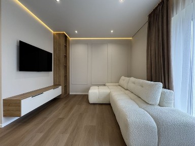 Продам котедж з дизайнерським ремонтом+ділянка 2,5 сот! Газове опалення