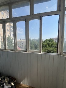 Продаж квартири вул. Тролейбусна