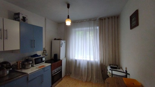 Продаж 2 кім квартири, Коновальця
