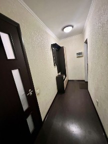Здам 2 к квартиру вул Комарова ( критий ринок )