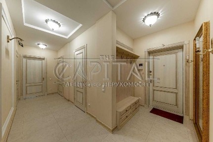 Продаж квартири ексклюзивної 4-кімнатної квартири в серці Києва на Подолі