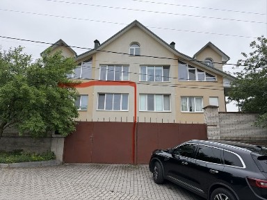Лезнево/ поруч з Автовокзалом, біля озера