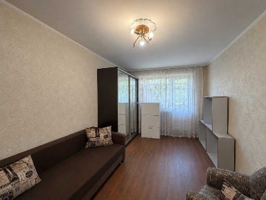 Продаж 2-кімнатної квартири біля Мегамоллу