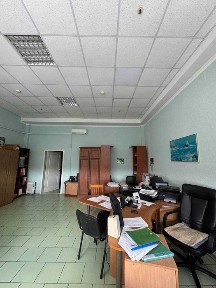 Ексклюзив. Центральний район. Продаж торгово офісного приміщення.