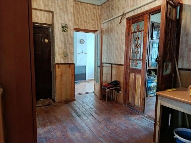 Продаж трикімнатної квартири