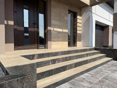 Сучасний дизайнерський будинок 280 м² у Боратині Преміум клас