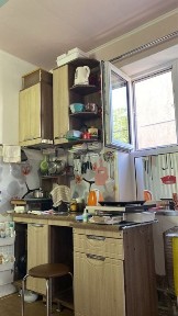 Продажа гостинки, вул. Миколи Міхновського. Район Левада