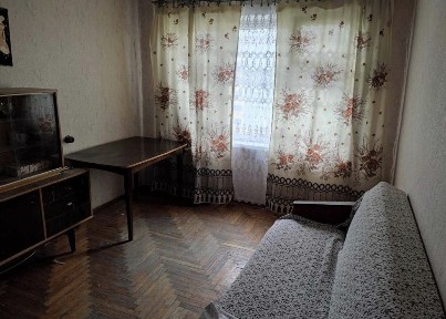 2к. Космос. Окремі кімнати. Вільна.