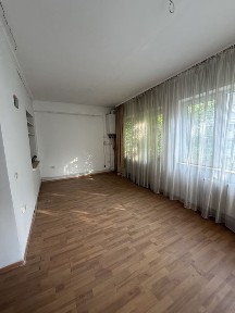 Продається двокімнатна квартира