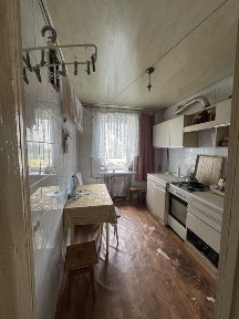 Продам 3 кімнатну