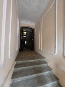 Продаж 2-кімнатної квартири в австрійському люксі в центрі міста