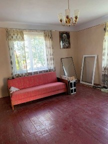 Будинок у Родатичах з ділянкою 25 соток та господарством 40 км до Львова