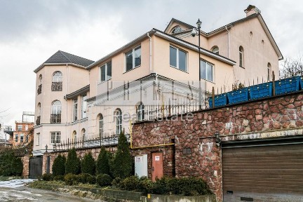 Оренда будинку провулок Болсуновський Печерськ, центр, Київ 800м2, укриття, гараж