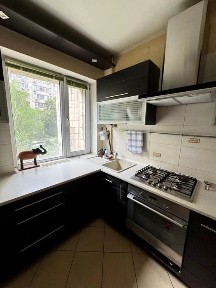 Київ, Шевченківський, вулиця Олеся Гончара 59