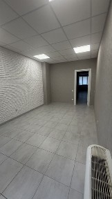 Коммерция планируется в кабинеты 1 эт