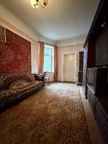 Продаж 1 кімнатної квартири у центрі міста Вулиця Стефаника Проспект Шевченка Площа Ринок Коперника Парк Франка Галицький район Австрійський будинок