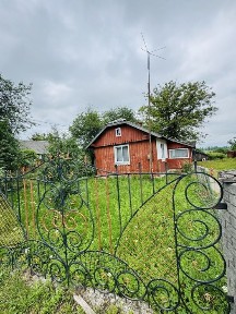 Продам будинок поблизу м. Жидачів-Івано Фоанківськ.