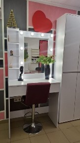 Сдам майстру манікюра, бровисту