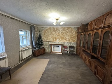 Продам 1/2 дома по Лермонтова