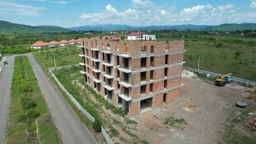 Квартира біля Тячева в новобудові - природа, тиша і комфорт