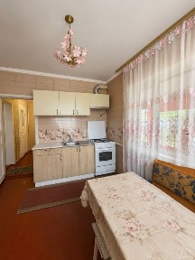 Частина будинку в центрі міста
