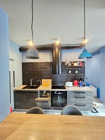 Київ, Дніпровський, Соборності 17