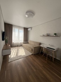 Оренда 2к Гранд бурже. 2 спальні +велика кухня-вітальня 16м2. Вільна.