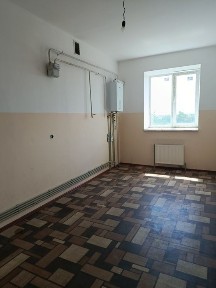 Продається 2- кімнатна квартира ( вул Металістів)