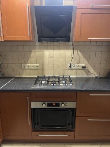Продам 3х Кімнатну Квартиру з Євроремонтом та Меблями.