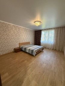 Довгострокова оренда 1 к квартири. Виставка