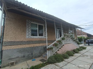 В Продажу ГАРНИЙ Будинок