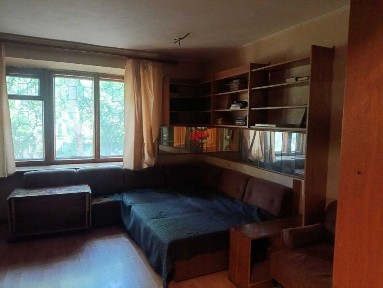 Продам двухкомнатную квартиру. пр. Центральный - 1-ая Слободская