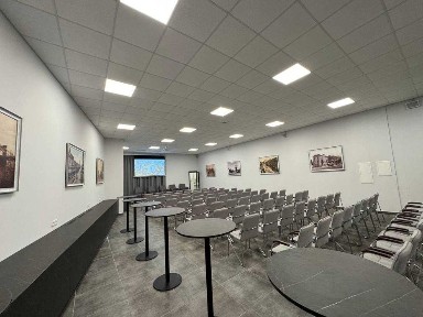 ПРОДАЖ готового конференц-залу в центрі Подолу - 201 м², ЖК Podil Plaza