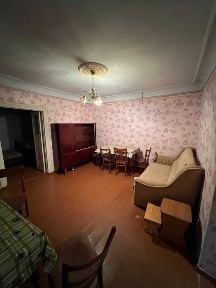 продам 2 кімнатну частину будинку, всі зручності, центральна каналізація, окремий двір, заїзд, Інгульський район ПТЗ