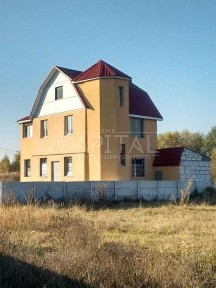 Продаж будинку/ Осокорки/ 154 м2/ 9 соток/ без ремонту