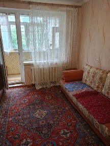 2к квартира на Урожаі, житловий стан, вільно