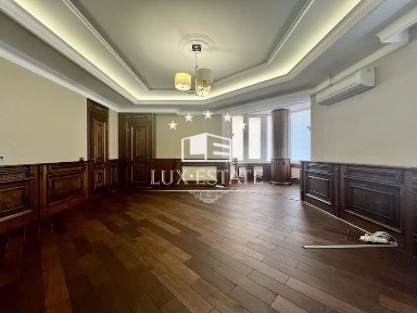 Продажа помещения офис 215 м2, м Конституции, пер Лопатинский, Харьков
