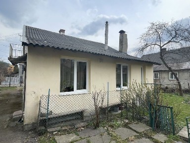 Пілселення до власниці вул Патона