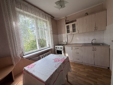 Квартира на 700-річчі, біля Делікату