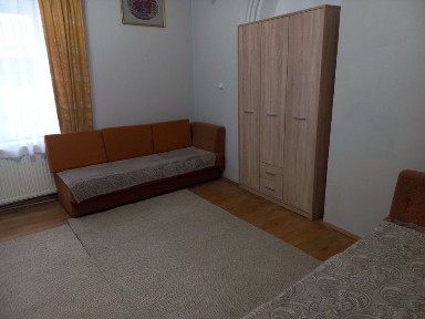 Оренда 1кім квартири напівособнячного типу, центр